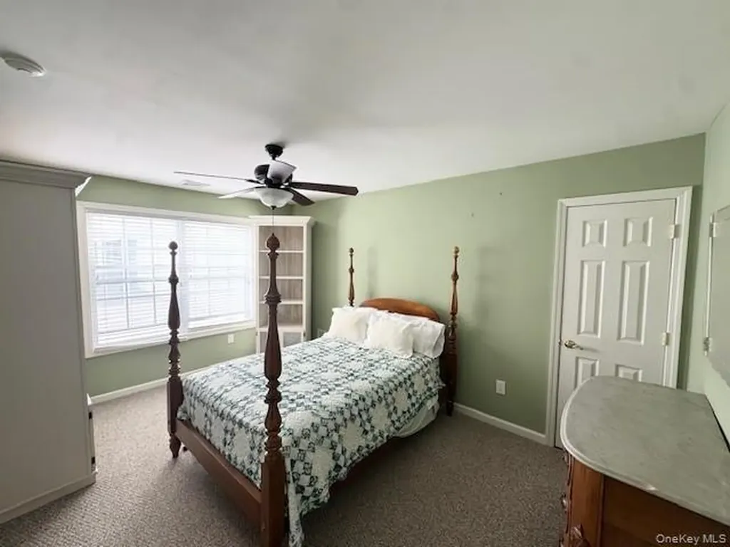 15 Constantine Way Mount Sinai NY 11766
