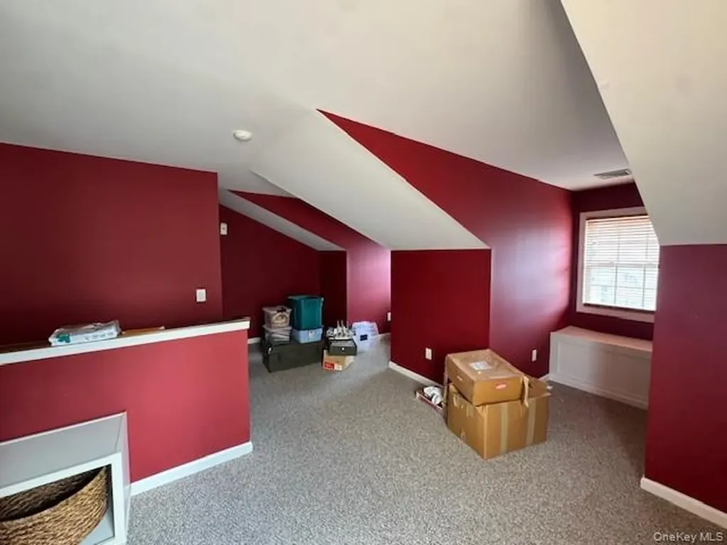 15 Constantine Way Mount Sinai NY 11766