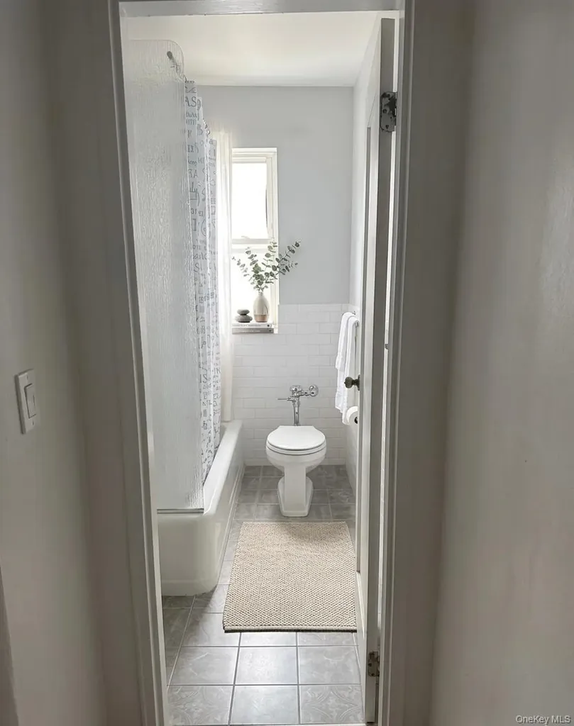 305 6th Avenue Pelham NY 10803