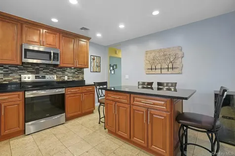 328 Linda Avenue Hawthorne NY 10532