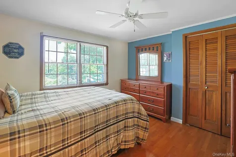 328 Linda Avenue Hawthorne NY 10532