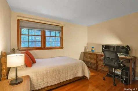 328 Linda Avenue Hawthorne NY 10532
