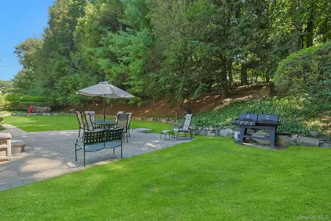 328 Linda Avenue Hawthorne NY 10532