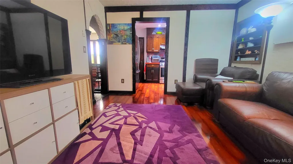 98 Sutton Park Road Poughkeepsie NY 12603