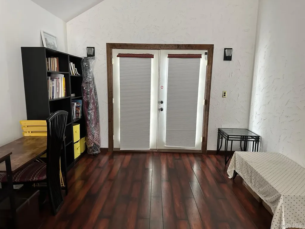 98 Sutton Park Road Poughkeepsie NY 12603