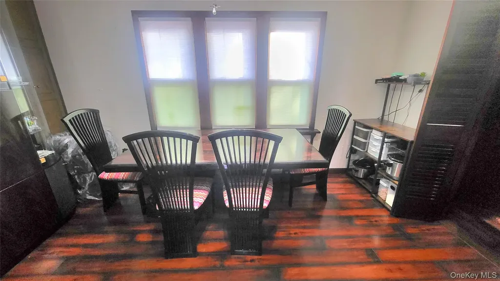 98 Sutton Park Road Poughkeepsie NY 12603