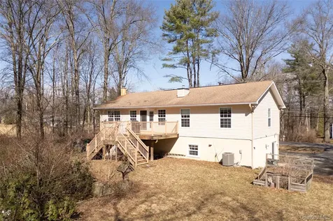 212 Rhinecliff Road Rhinebeck NY 12572