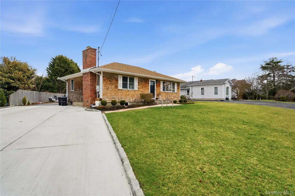 511 Old North Ocean Avenue Patchogue NY 11772