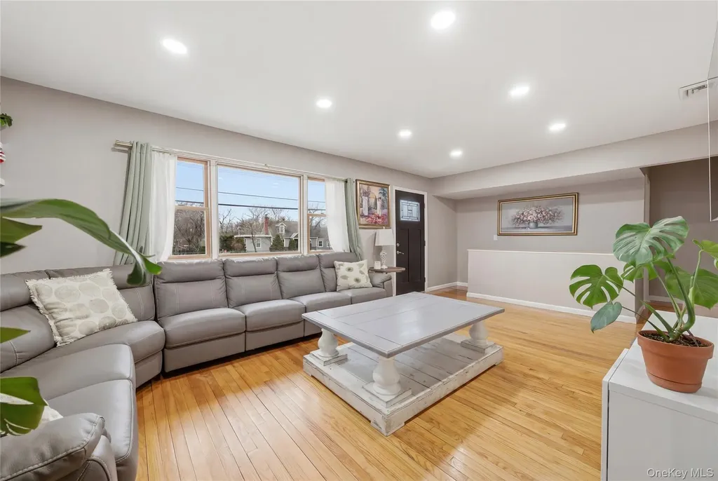 511 Old North Ocean Avenue Patchogue NY 11772