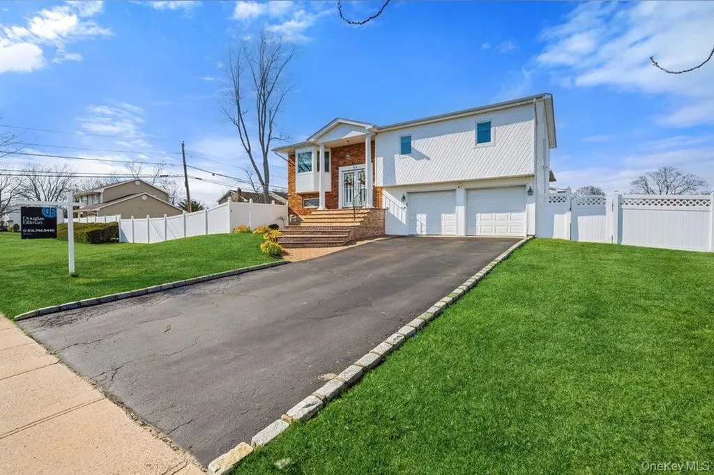 64 Marquette Drive Smithtown NY 11787