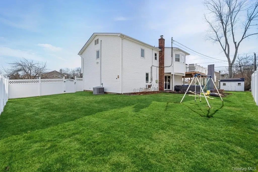 64 Marquette Drive Smithtown NY 11787