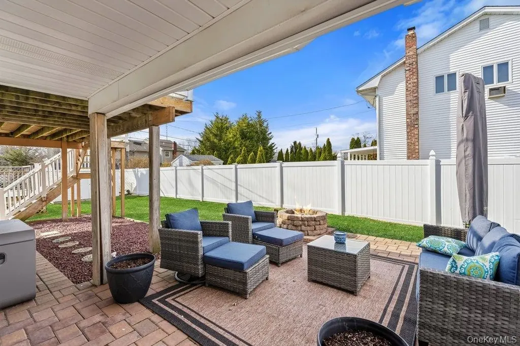 64 Marquette Drive Smithtown NY 11787