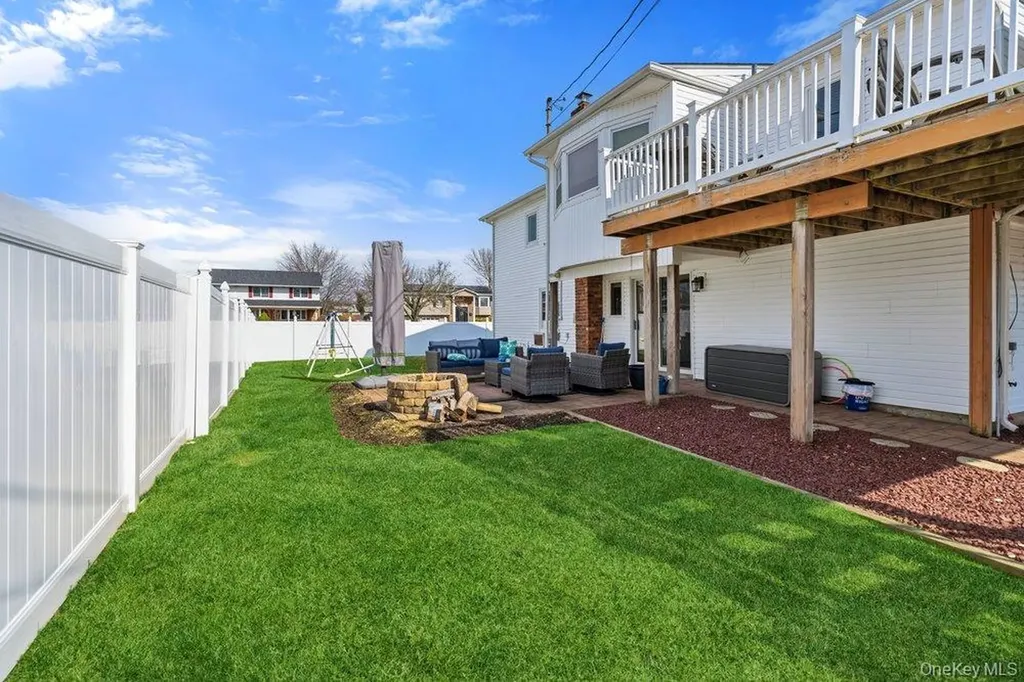 64 Marquette Drive Smithtown NY 11787