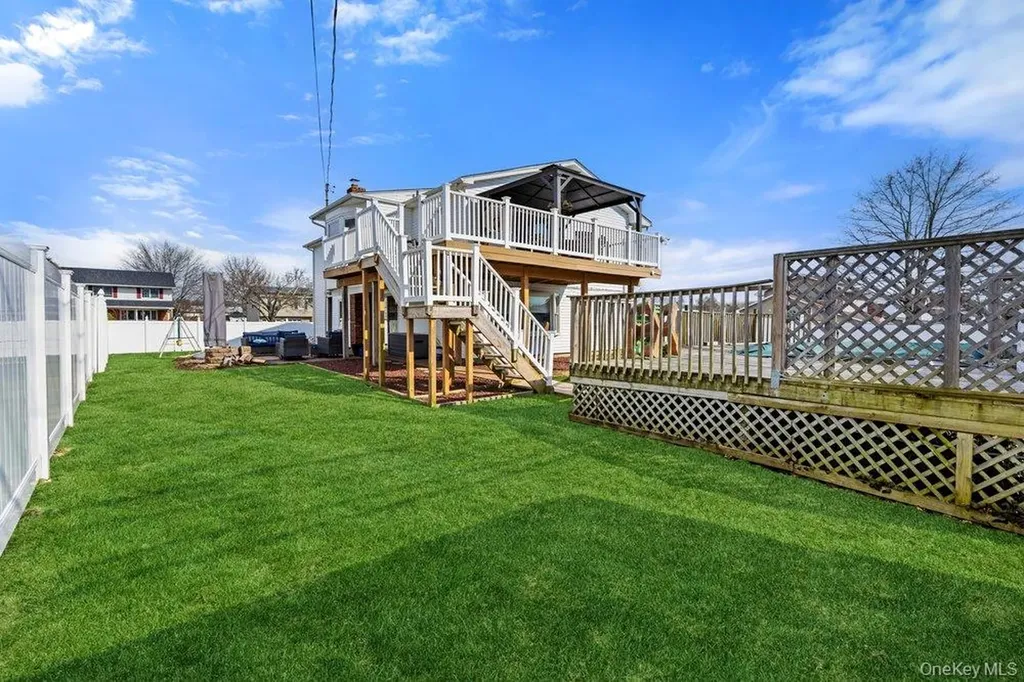 64 Marquette Drive Smithtown NY 11787