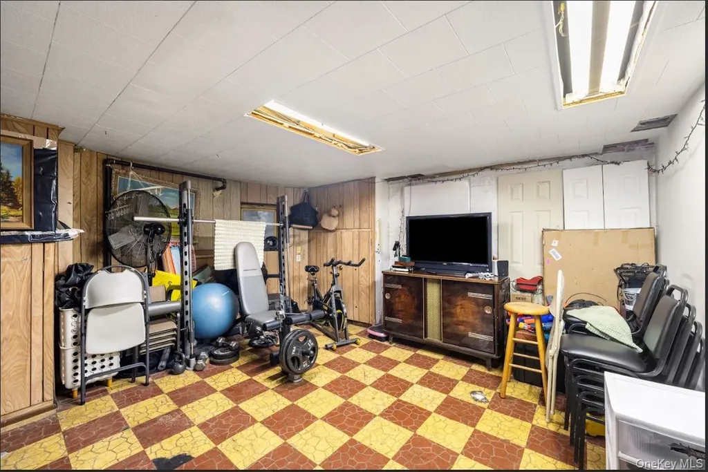 60-34 69th Avenue Ridgewood NY 11385
