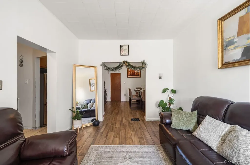 60-34 69th Avenue Ridgewood NY 11385