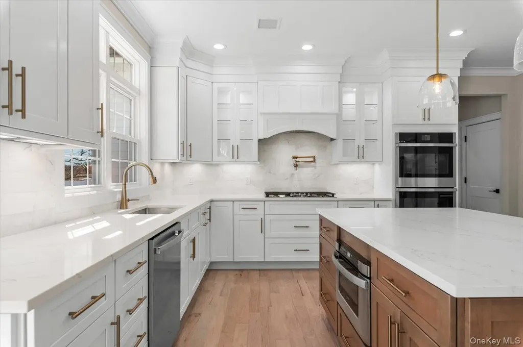 32 Sherman Road Old Bethpage NY 11804