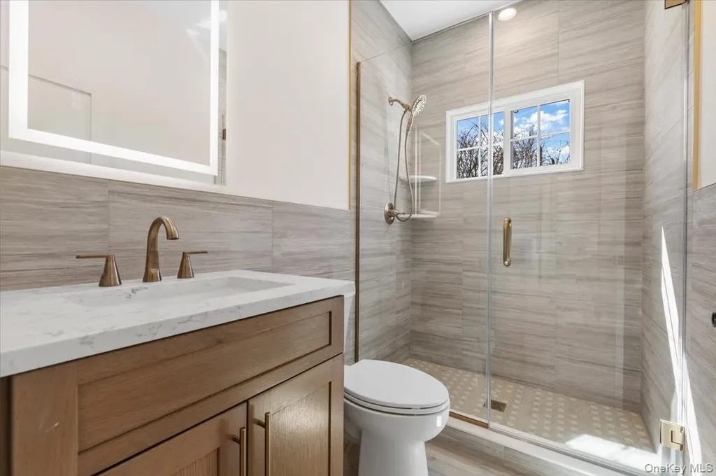 32 Sherman Road Old Bethpage NY 11804