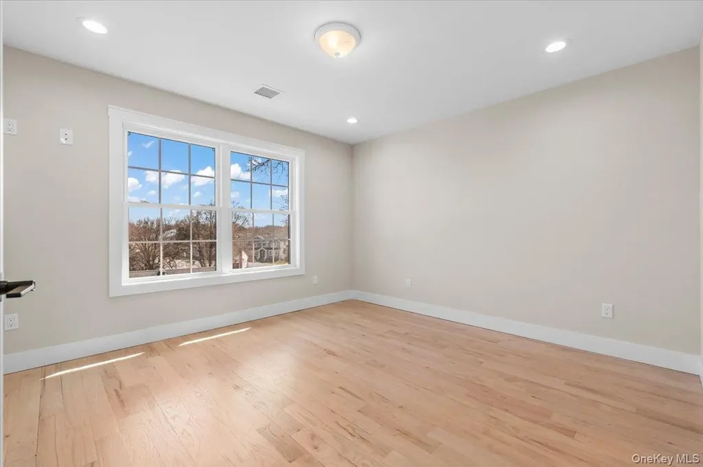 32 Sherman Road Old Bethpage NY 11804