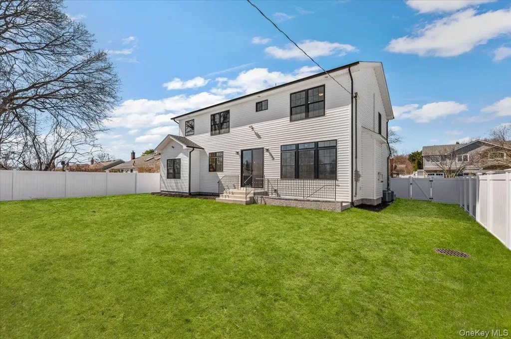32 Sherman Road Old Bethpage NY 11804