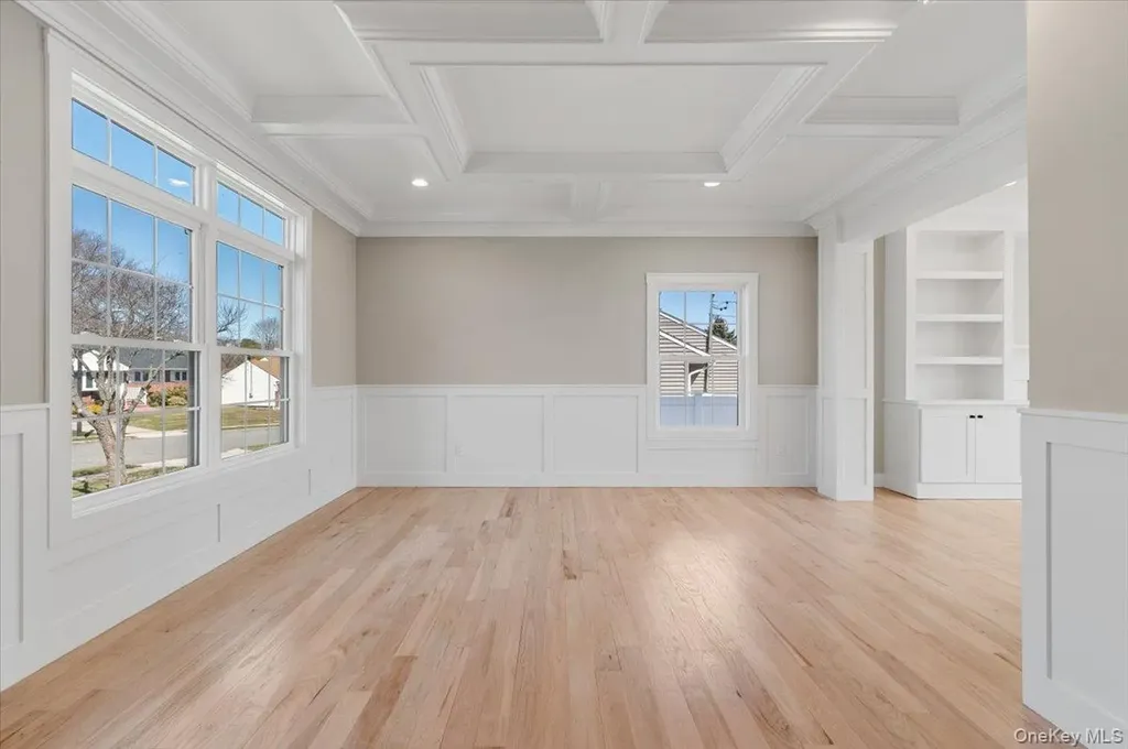 32 Sherman Road Old Bethpage NY 11804