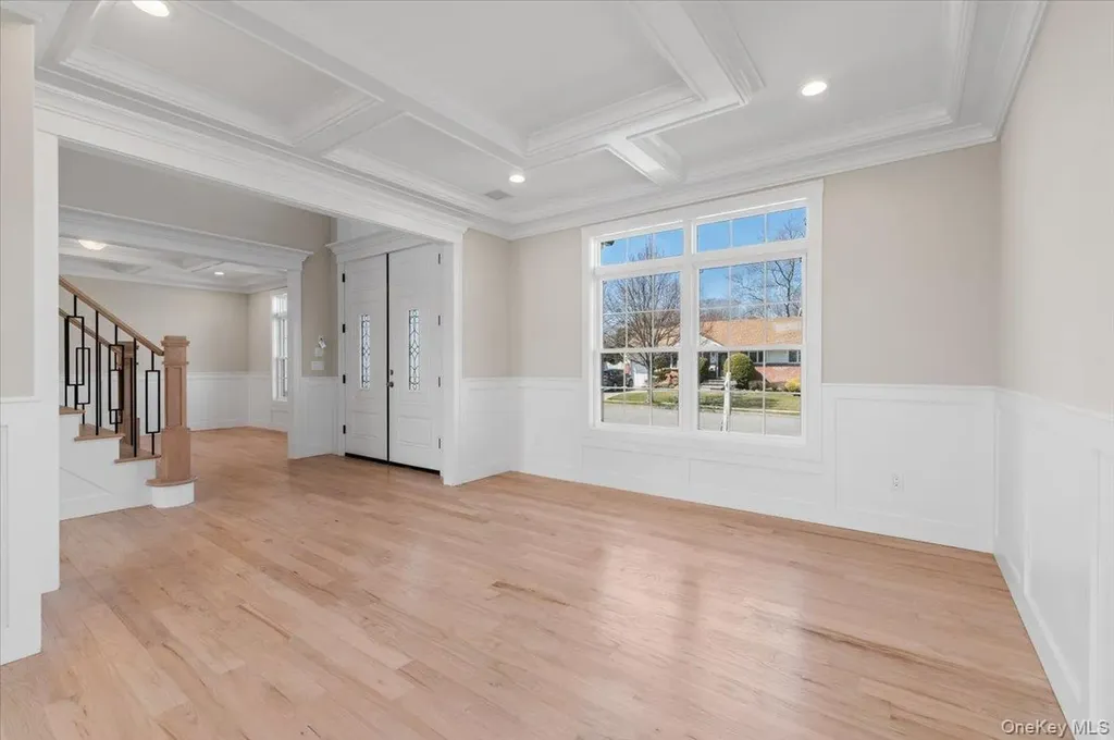 32 Sherman Road Old Bethpage NY 11804