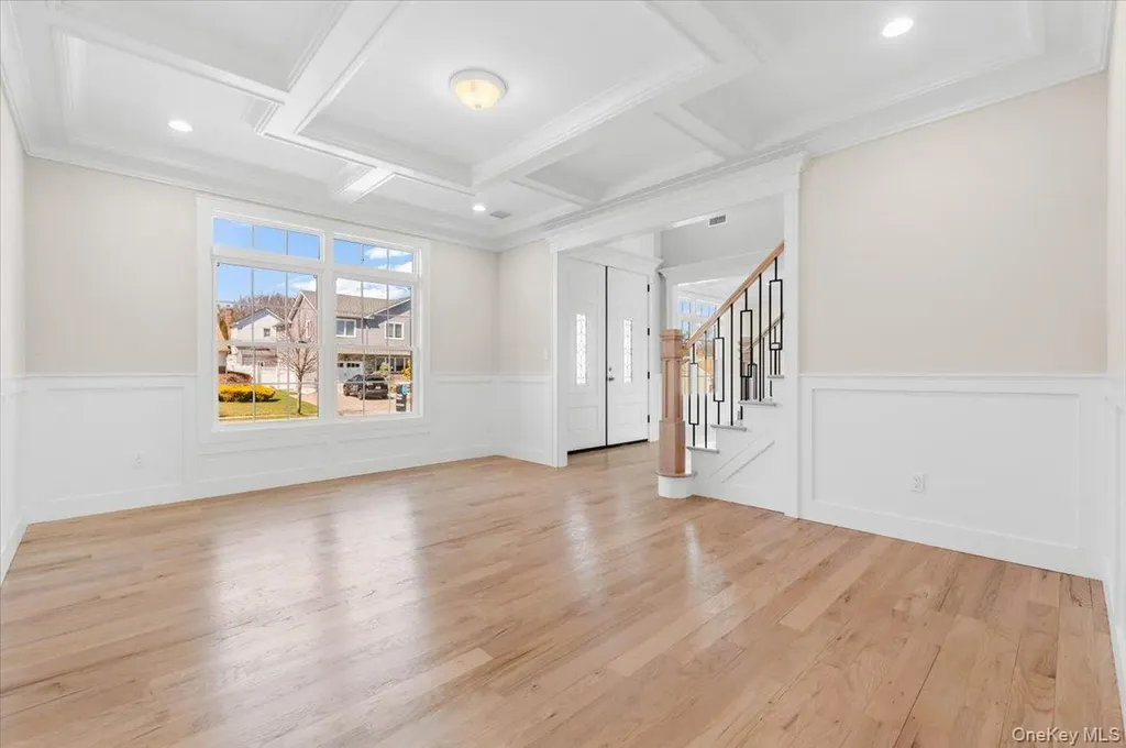 32 Sherman Road Old Bethpage NY 11804