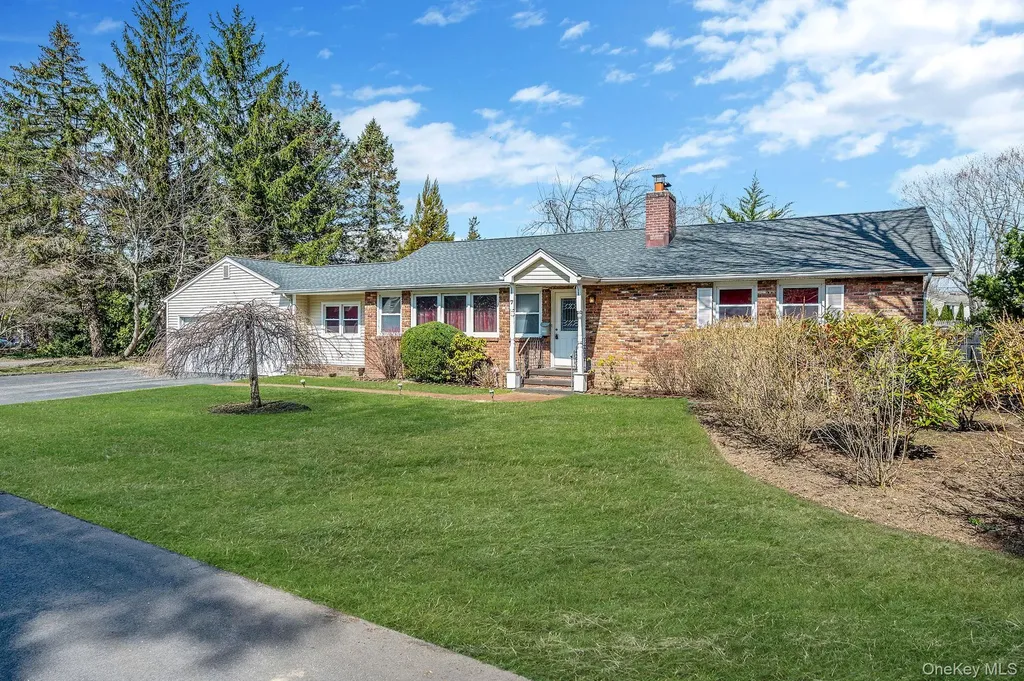 7 Judith Drive Greenlawn NY 11740