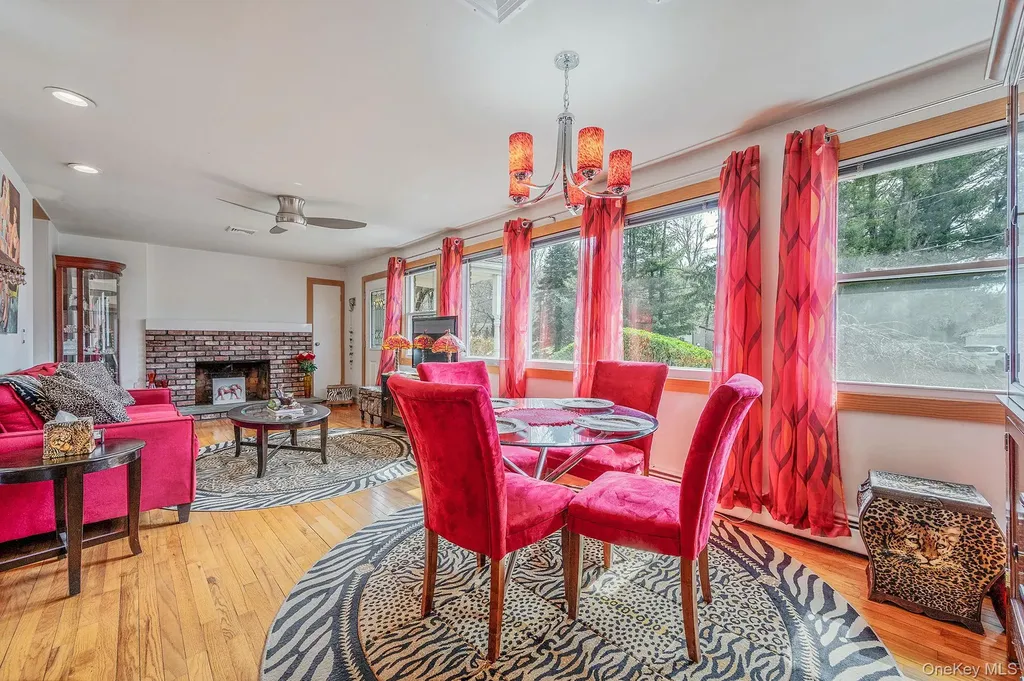 7 Judith Drive Greenlawn NY 11740