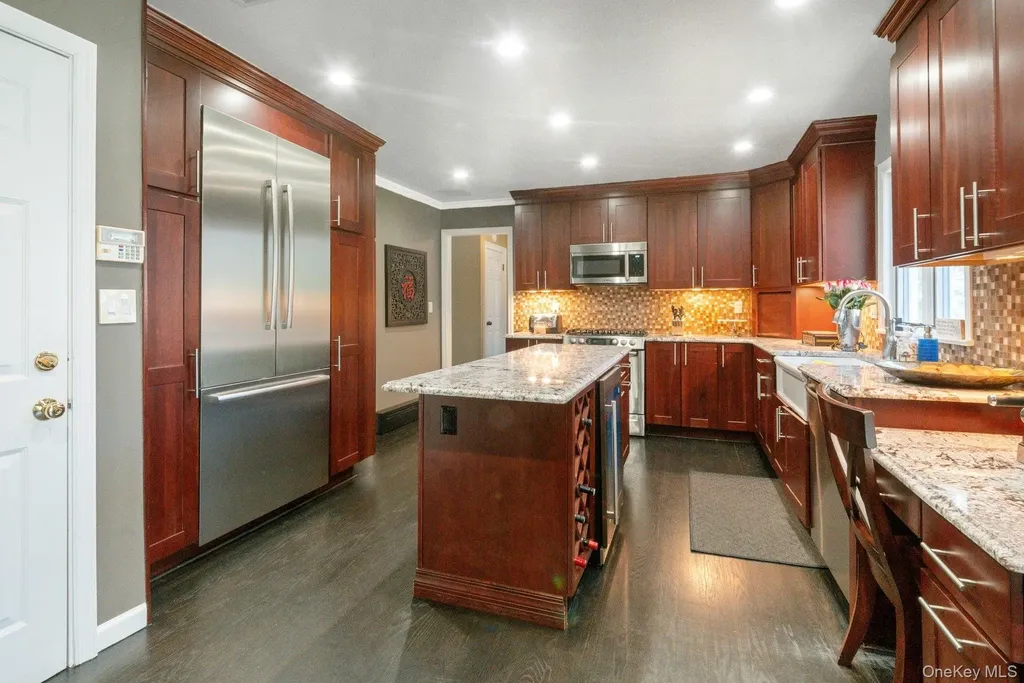 83 Upper Shad Road Pound Ridge NY 10576