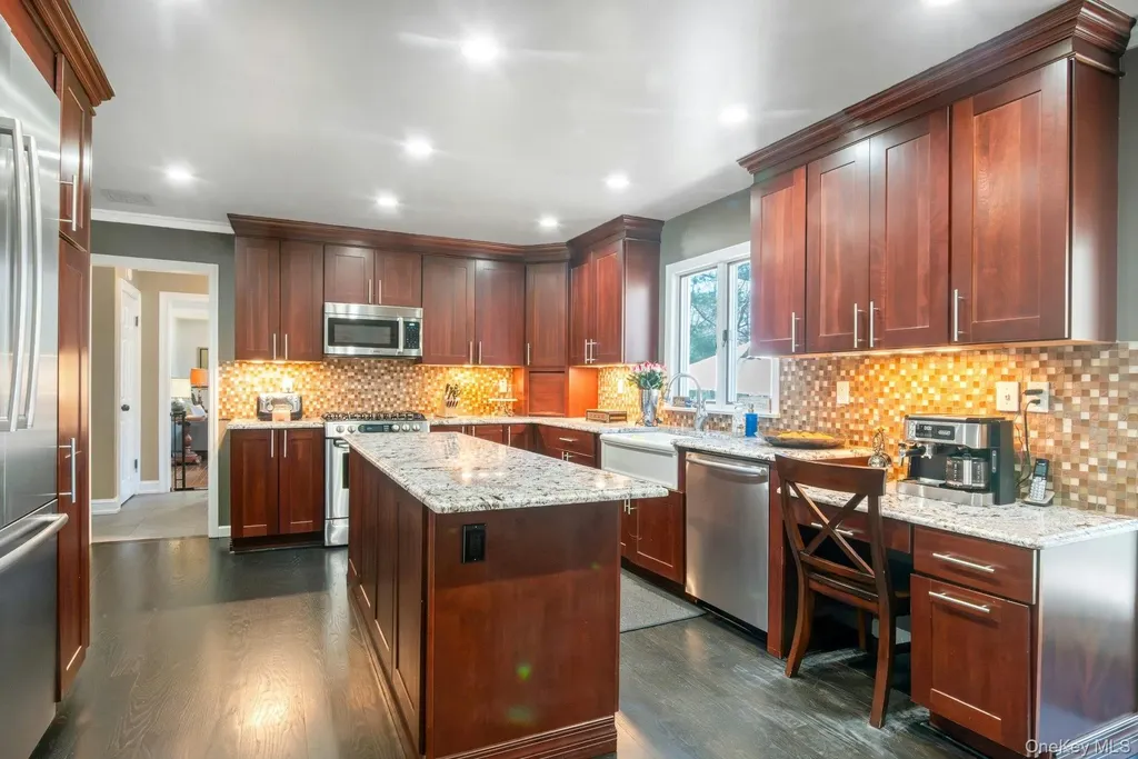 83 Upper Shad Road Pound Ridge NY 10576