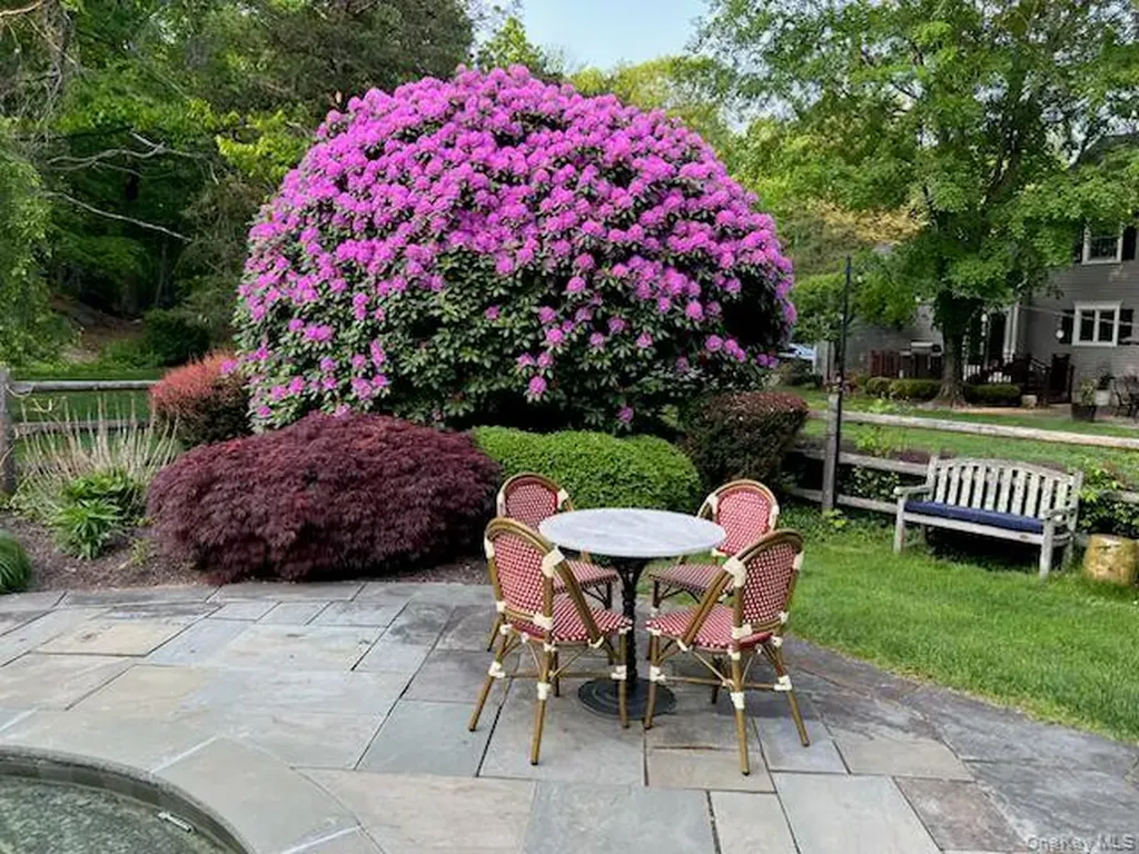 83 Upper Shad Road Pound Ridge NY 10576