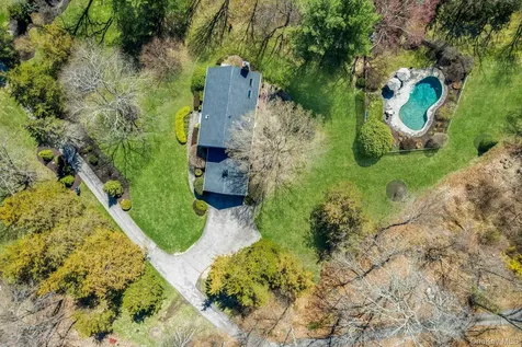 83 Upper Shad Road Pound Ridge NY 10576