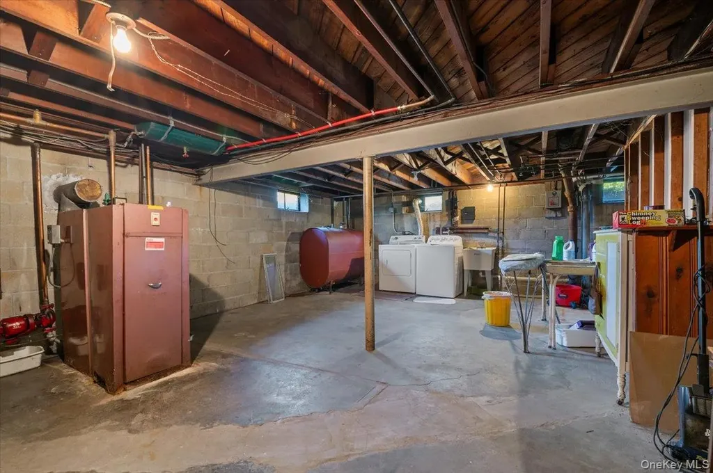 12 Maple Avenue Bethpage NY 11714