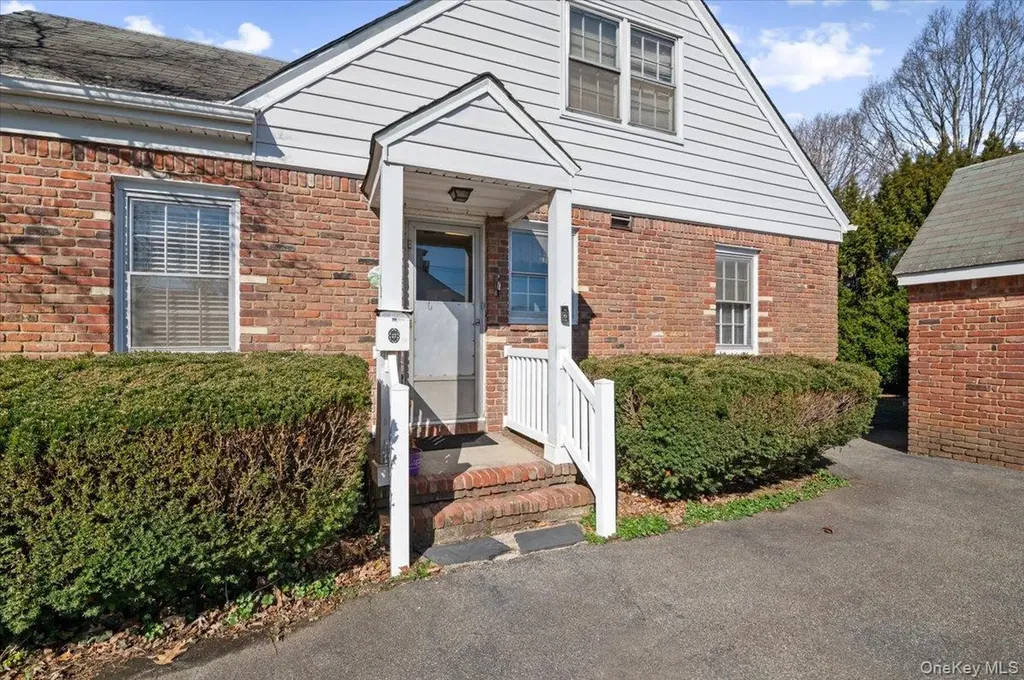12 Maple Avenue Bethpage NY 11714