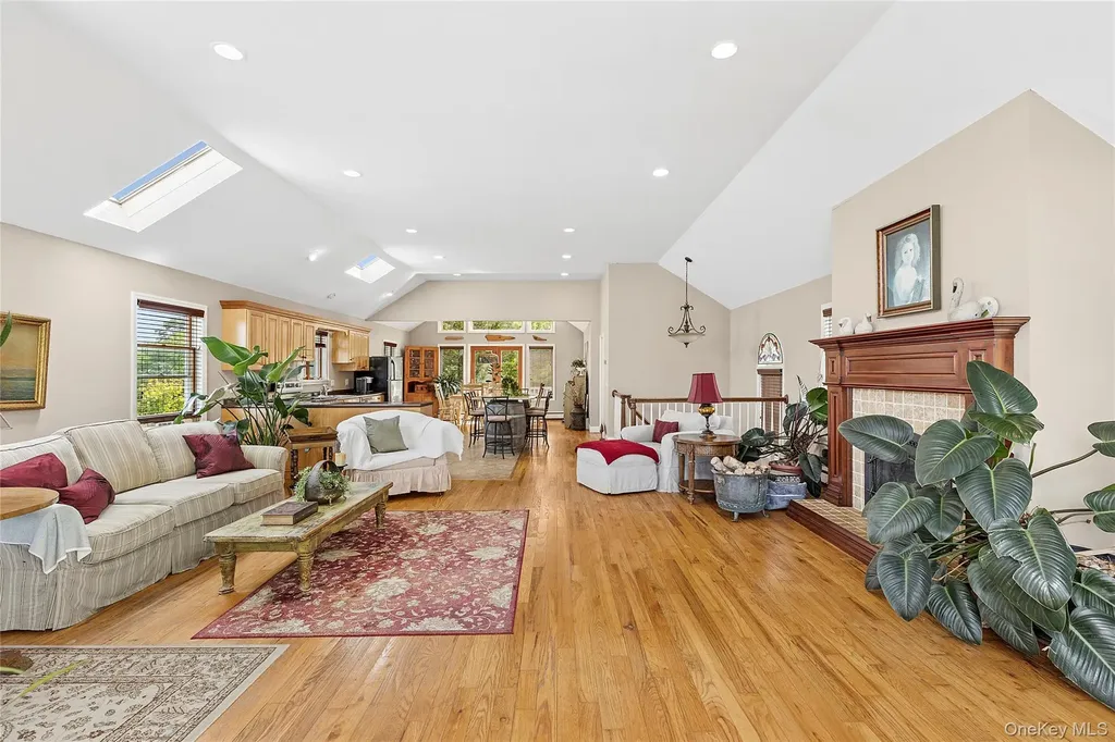 155 2nd Avenue Peconic NY 11958