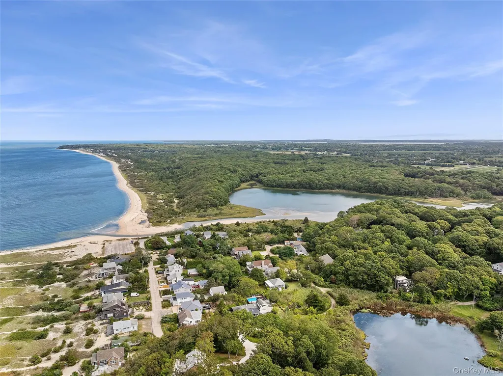 155 2nd Avenue Peconic NY 11958