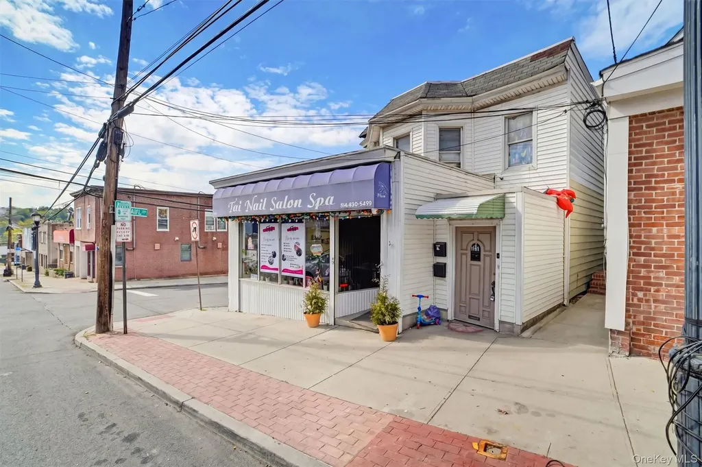 17 Lockwood Avenue Yonkers NY 10701