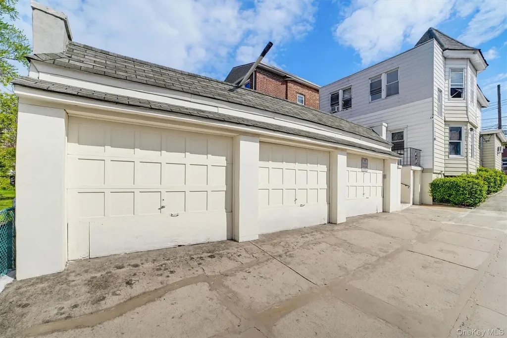 17 Lockwood Avenue Yonkers NY 10701