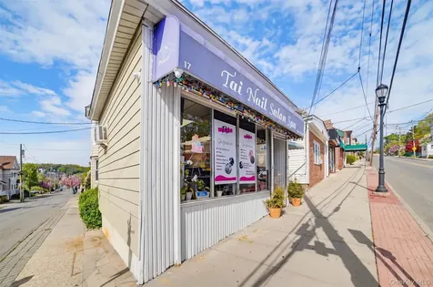 17 Lockwood Avenue Yonkers NY 10701
