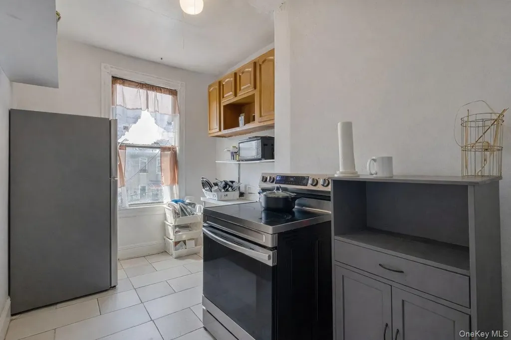 294 Autumn Avenue Brooklyn NY 11208