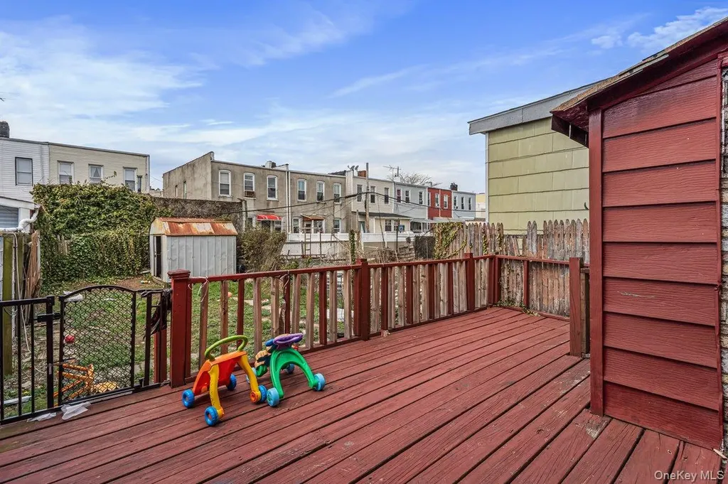 294 Autumn Avenue Brooklyn NY 11208