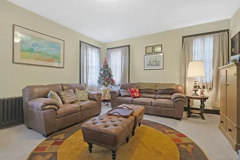 39 Neptune Avenue New Rochelle NY 10805