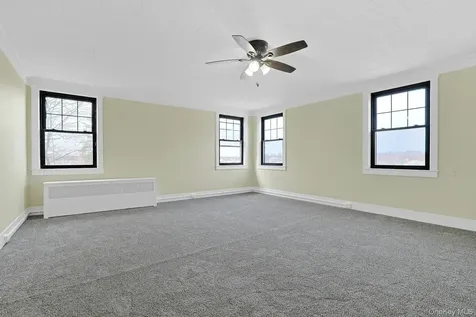 39 Neptune Avenue New Rochelle NY 10805