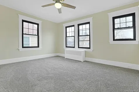 39 Neptune Avenue New Rochelle NY 10805