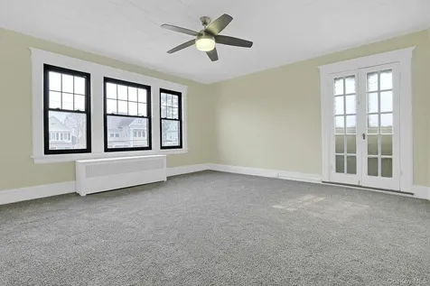 39 Neptune Avenue New Rochelle NY 10805
