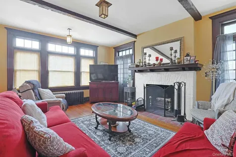 39 Neptune Avenue New Rochelle NY 10805