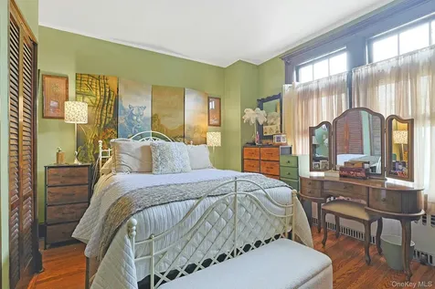 39 Neptune Avenue New Rochelle NY 10805