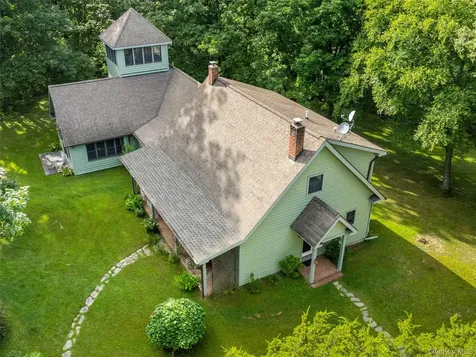 74 Hilltop Road Rhinebeck NY 12572