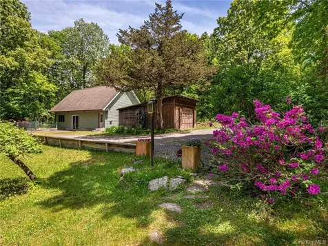 74 Hilltop Road Rhinebeck NY 12572